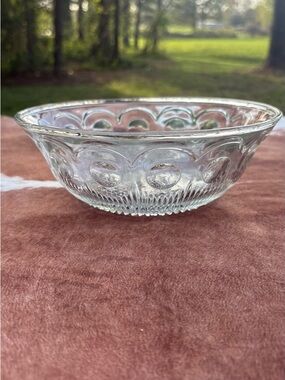Clear Pressed Glass Serving Bowl with Scalloped Medallion Pattern